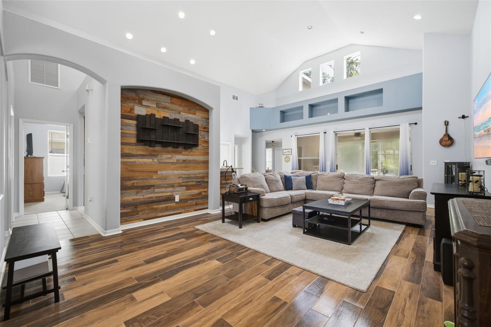 OAK CREEK PHASE ONE - Residential