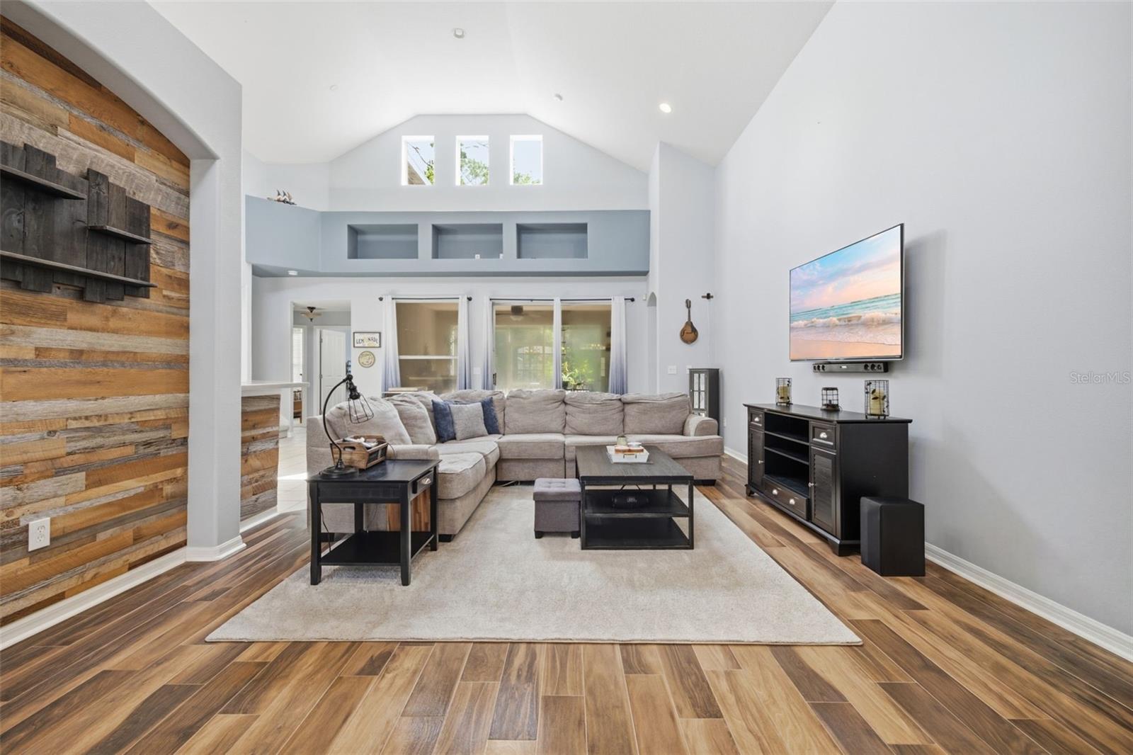 OAK CREEK PHASE ONE - Residential