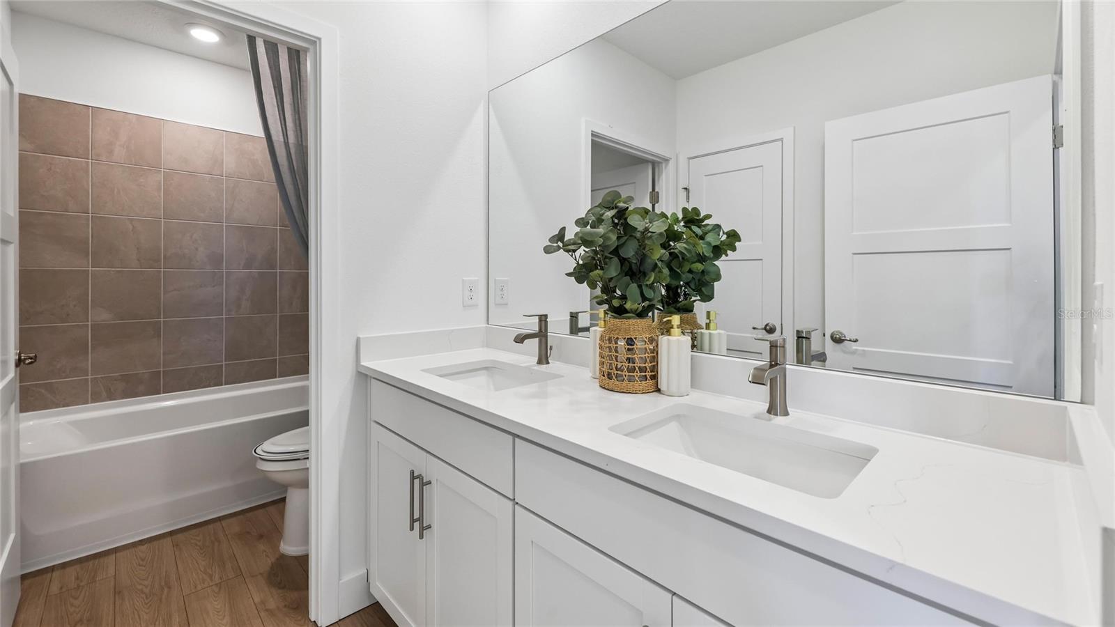 TARTAN FARMS AT WINDING OAKS - Residential