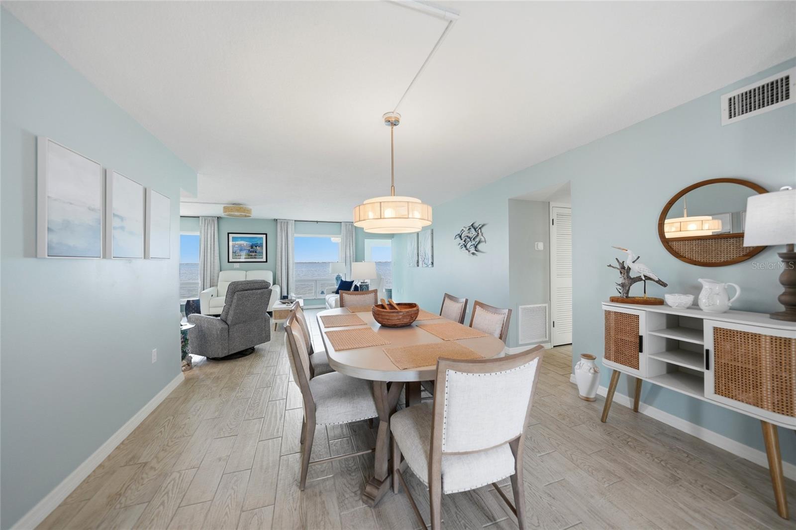 COLONY POINT - Residential