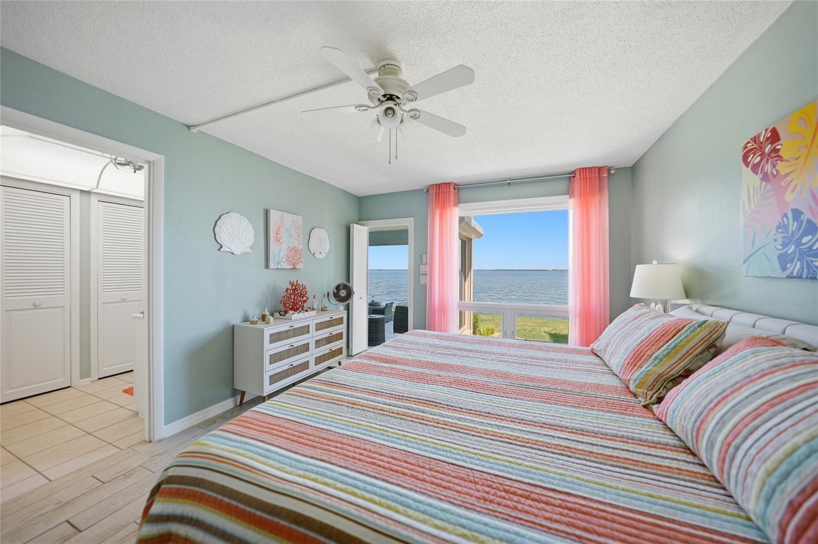 COLONY POINT - Residential