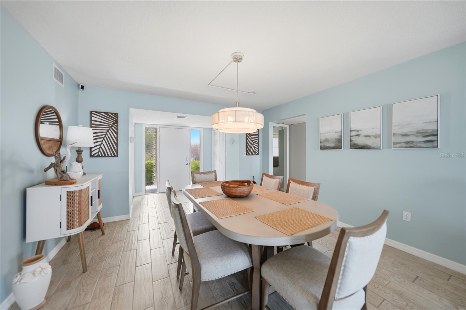 COLONY POINT - Residential
