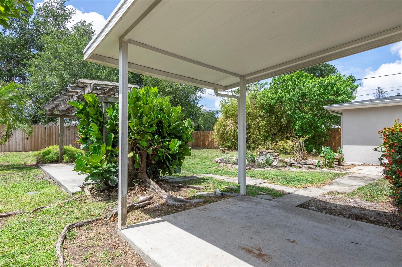 SUN DECK HOMESITES - Residential