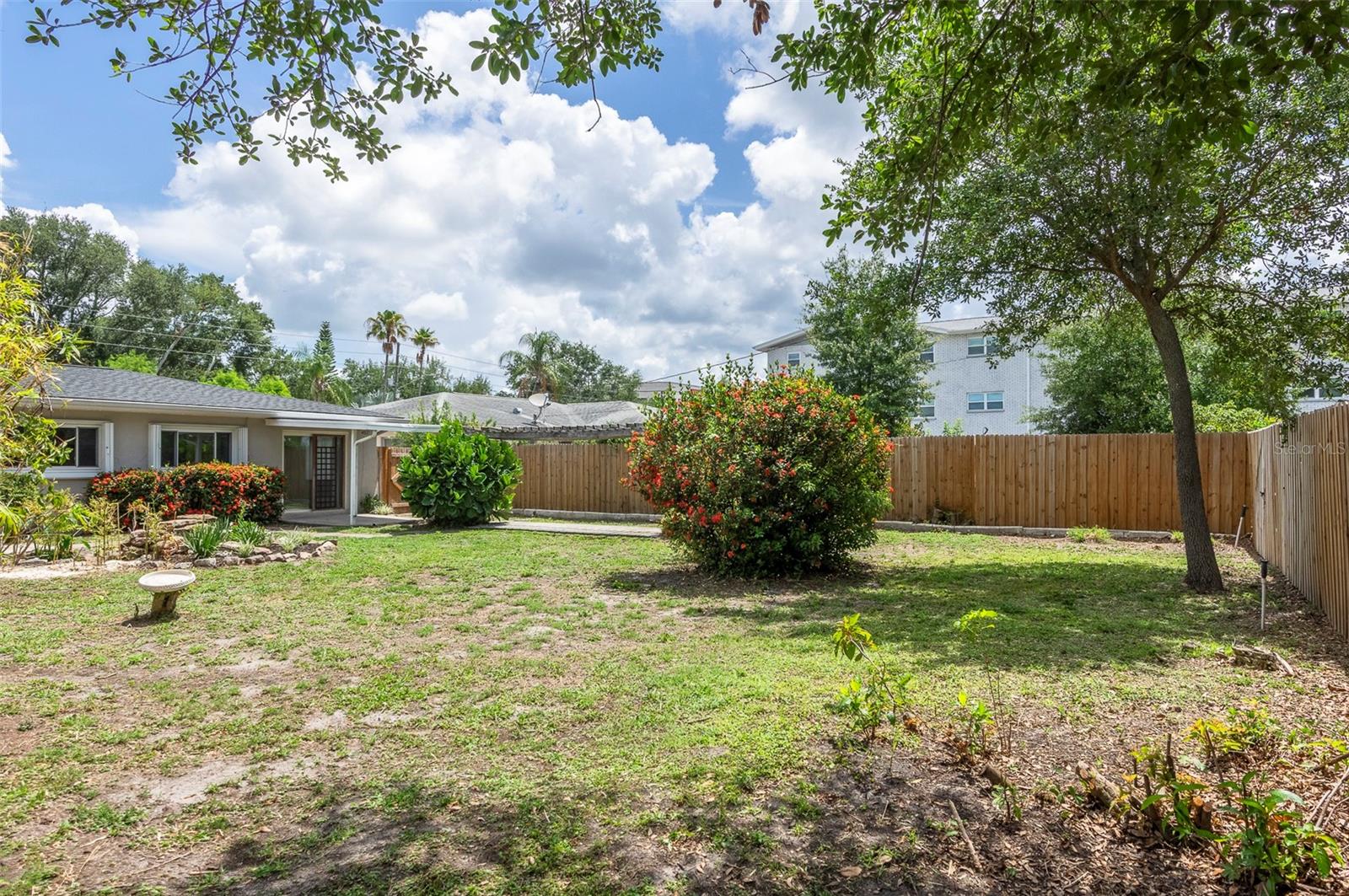 SUN DECK HOMESITES - Residential