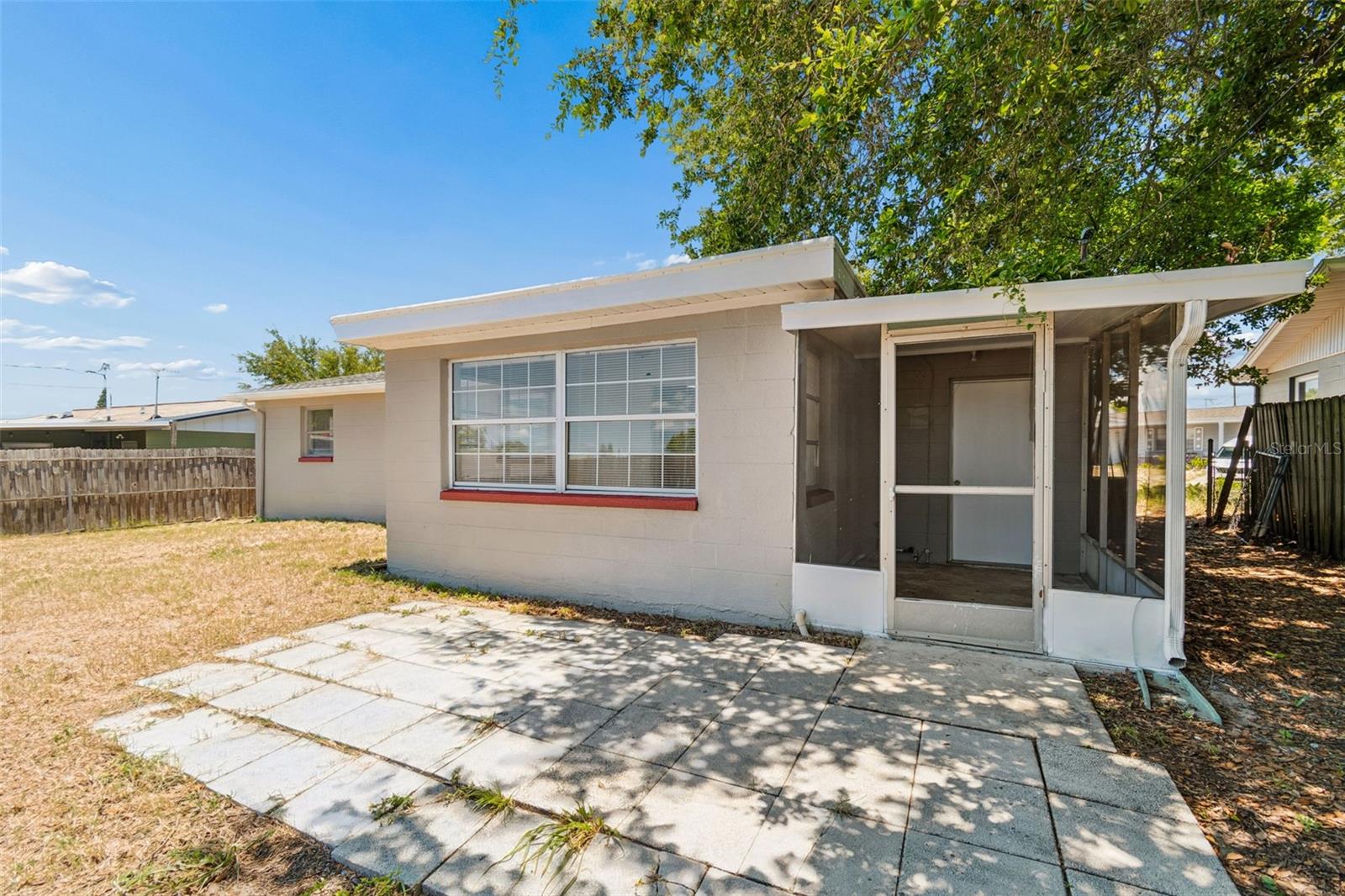 BEACON SQUARE - Residential