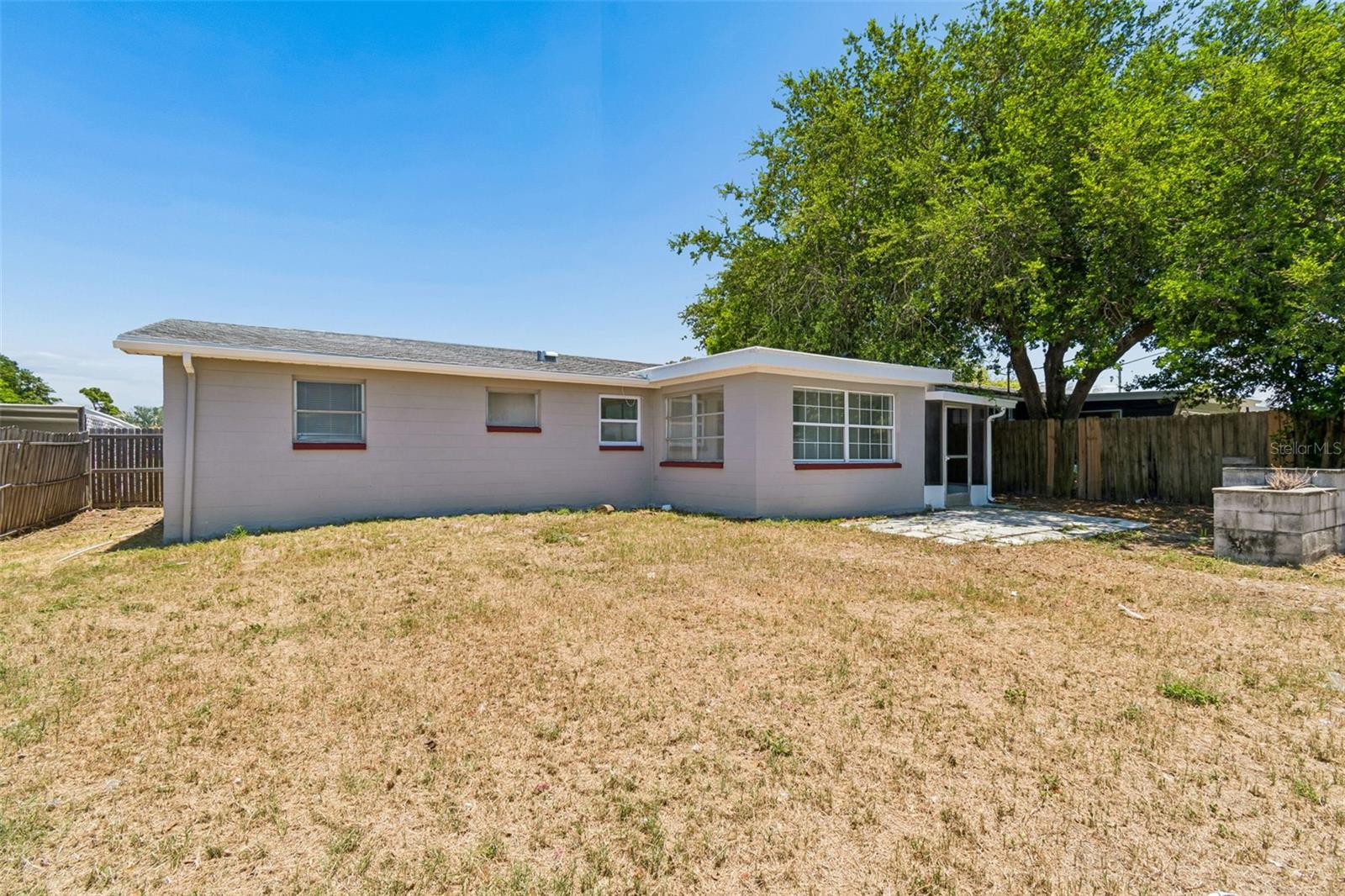 BEACON SQUARE - Residential