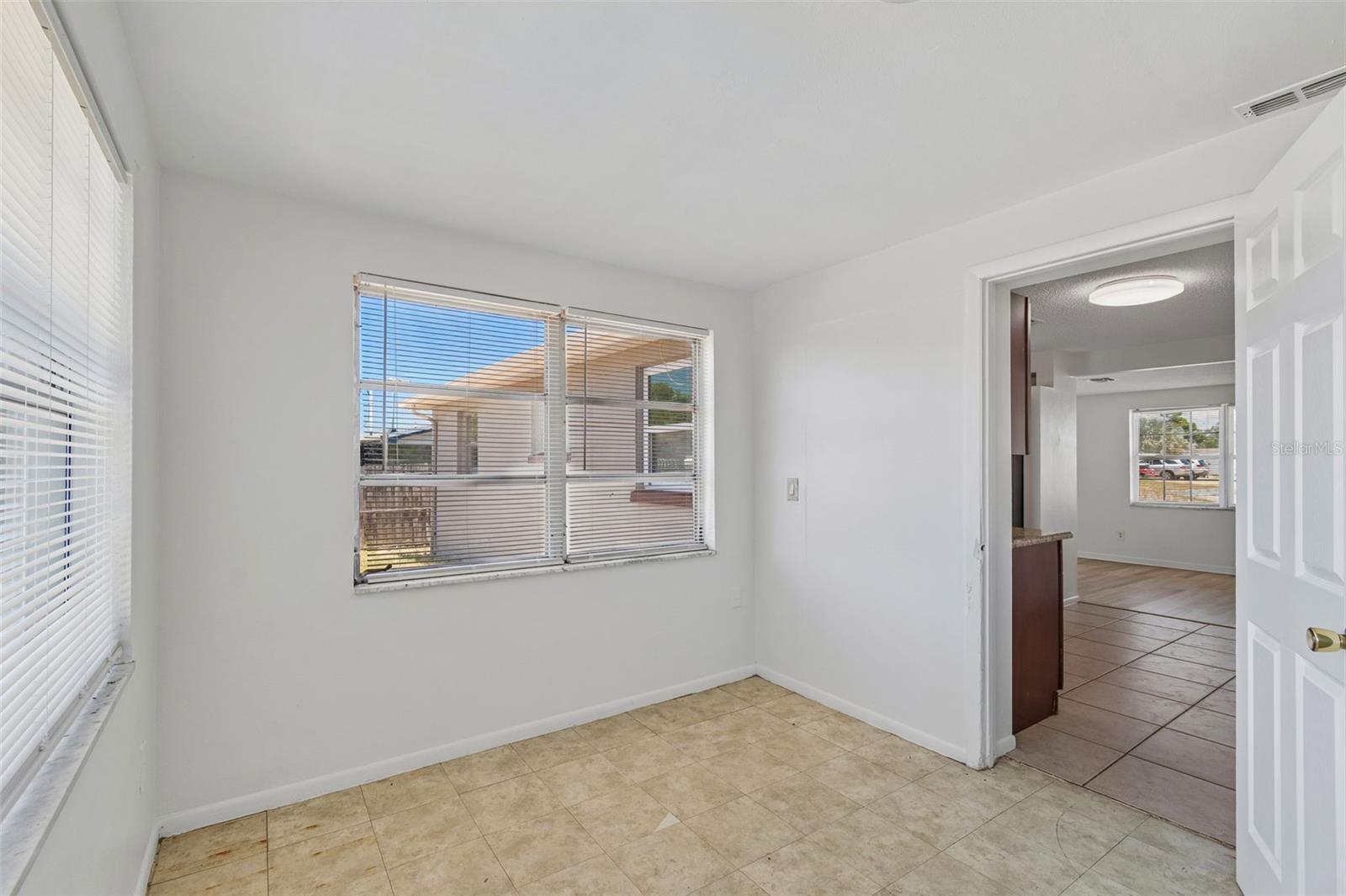 BEACON SQUARE - Residential