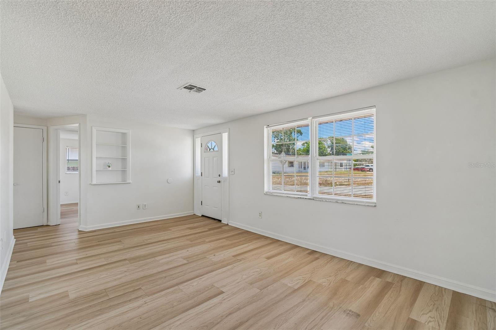 BEACON SQUARE - Residential
