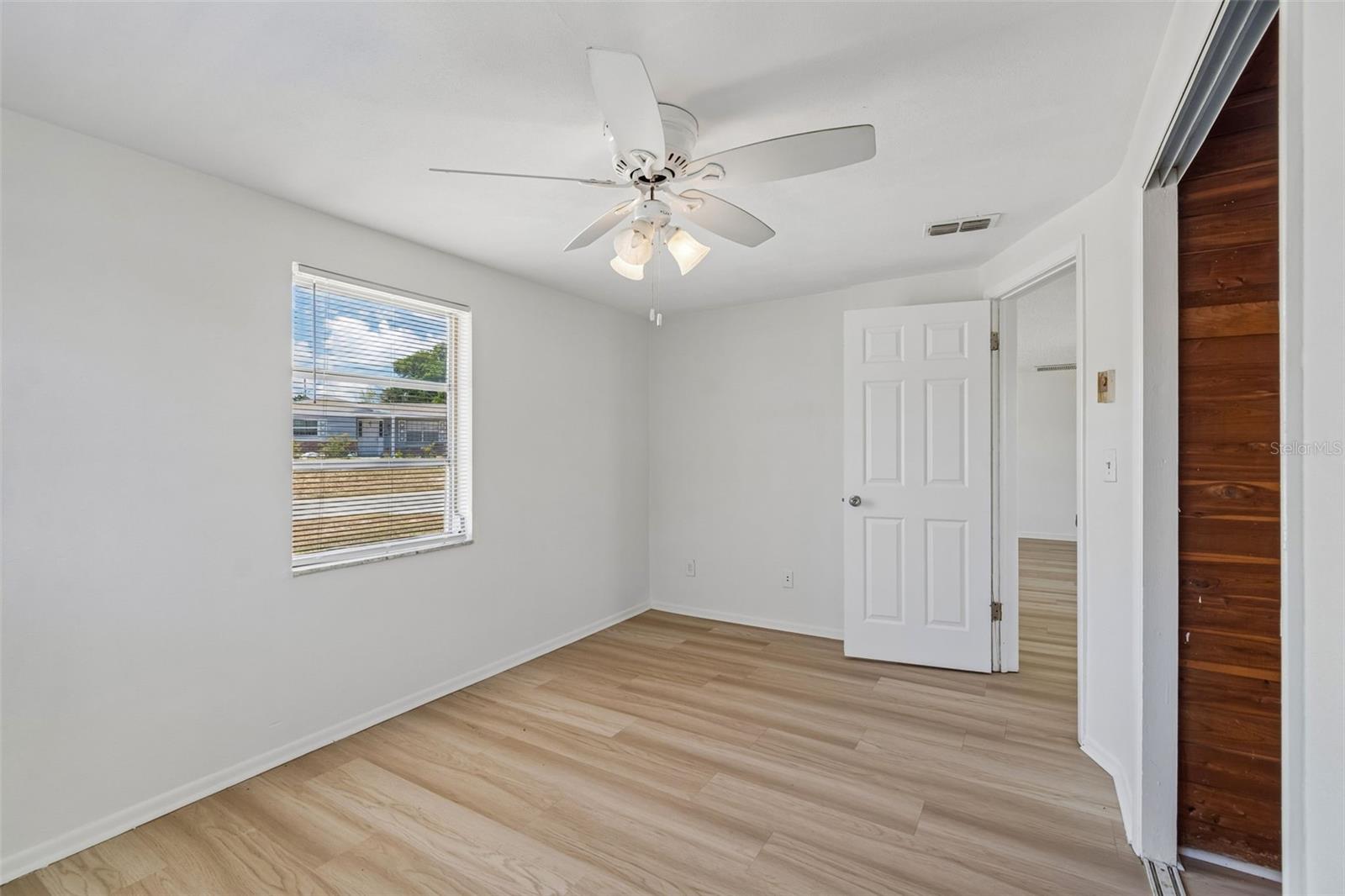 BEACON SQUARE - Residential