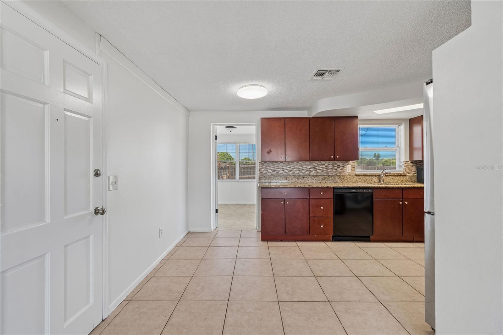 BEACON SQUARE - Residential