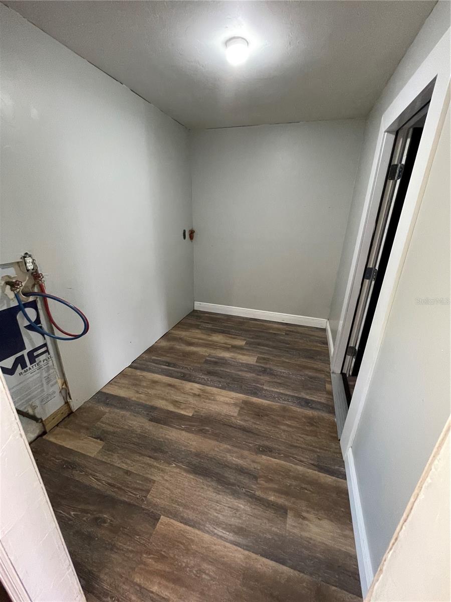 BELLEVIEW HILLS - Residential