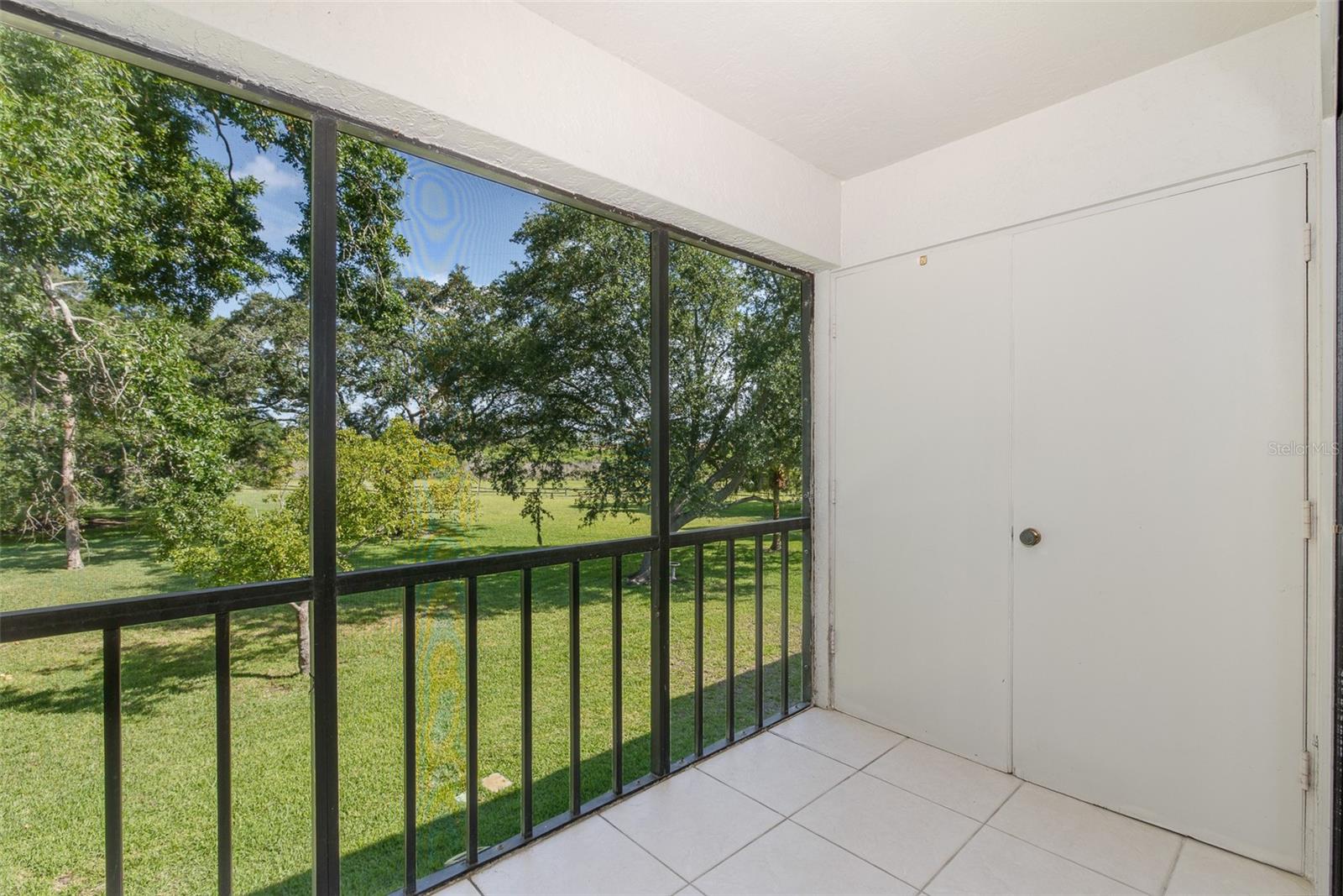 EAST LAKE WOODLANDS - Residential