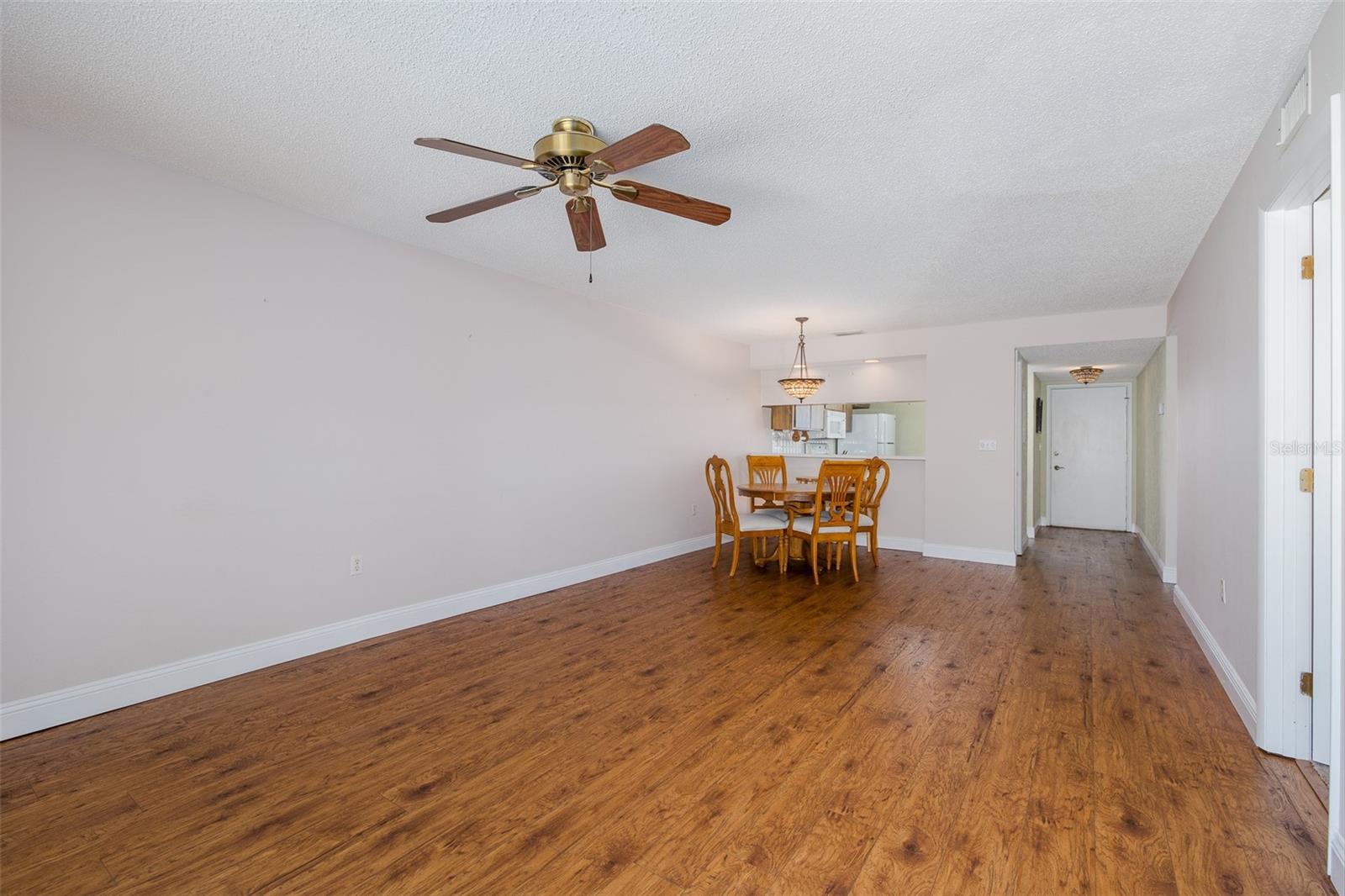 EAST LAKE WOODLANDS - Residential