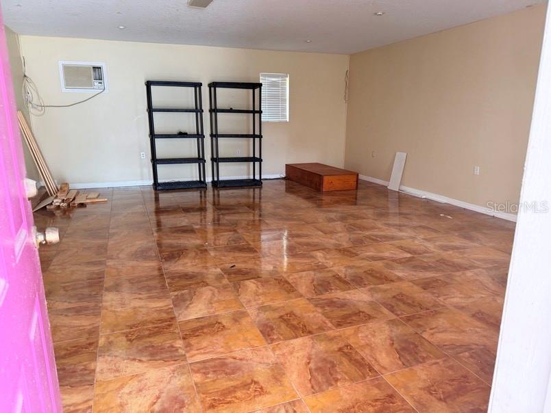 NORTH TAMPA HEIGHTS - Residential Lease