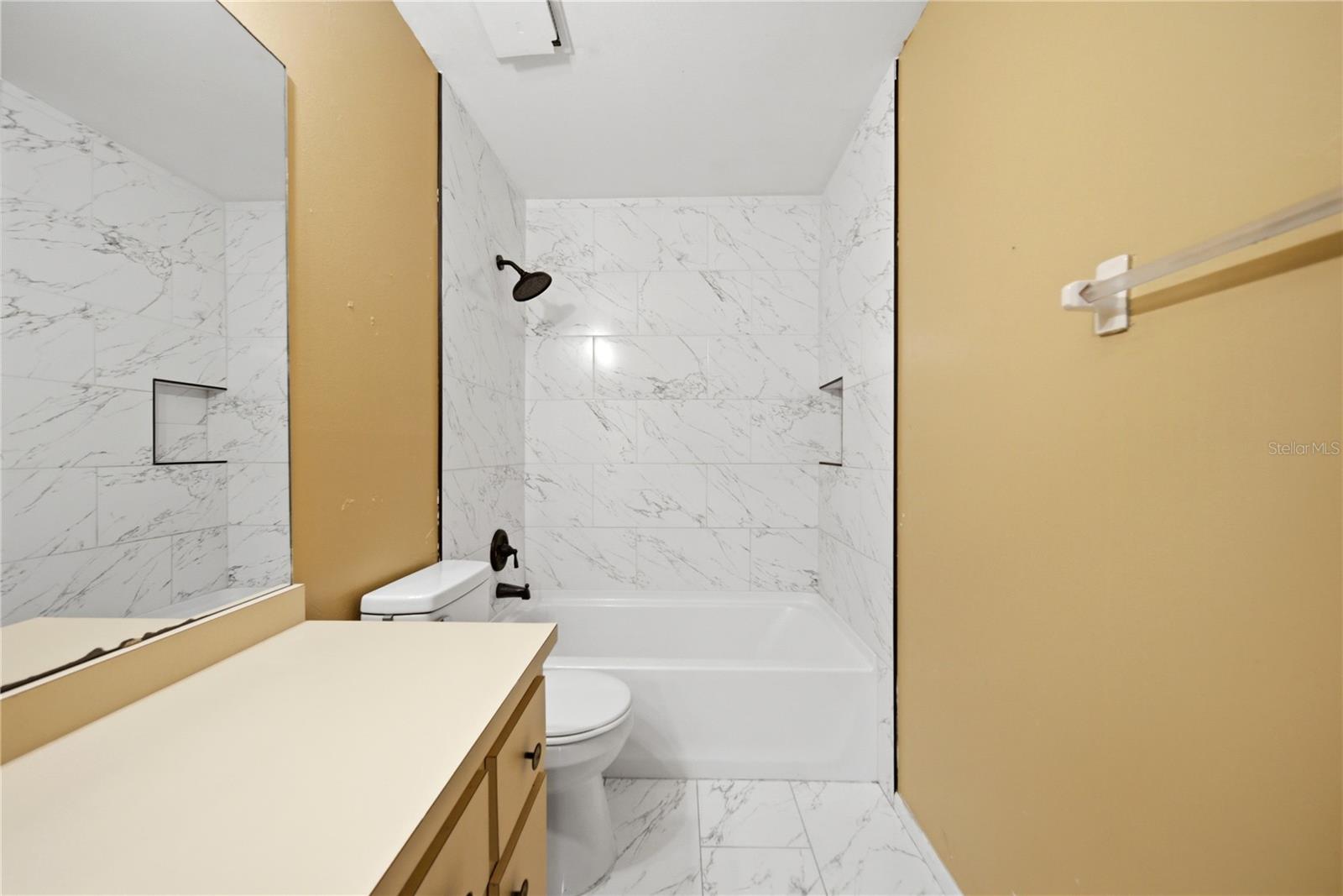 GREENVIEW AT SILVER PINES - Residential