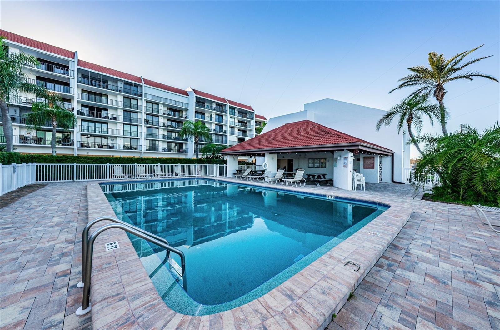 VISTA BAY CONDO I PH I - Residential