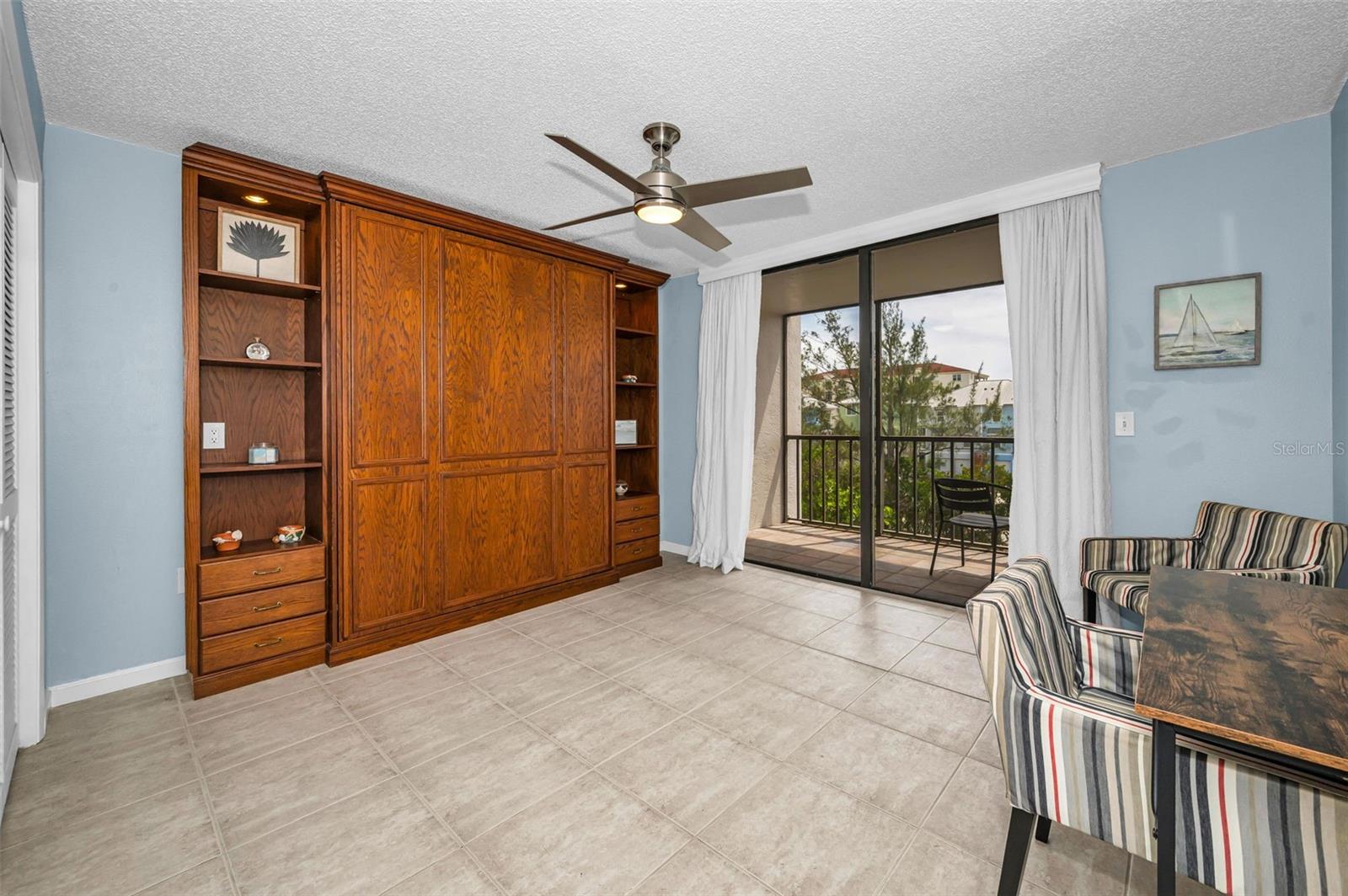 VISTA BAY CONDO I PH I - Residential
