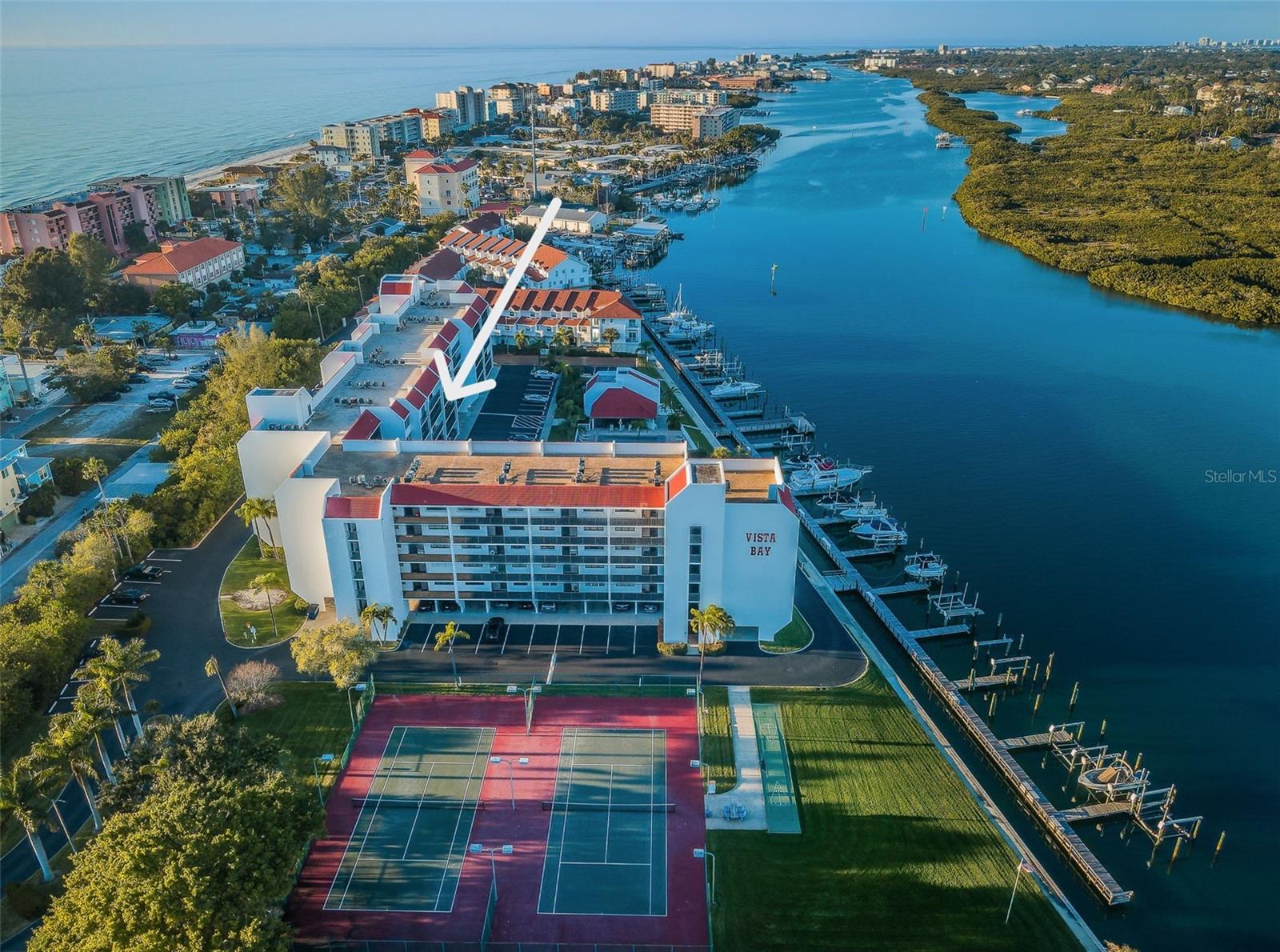 VISTA BAY CONDO I PH I - Residential
