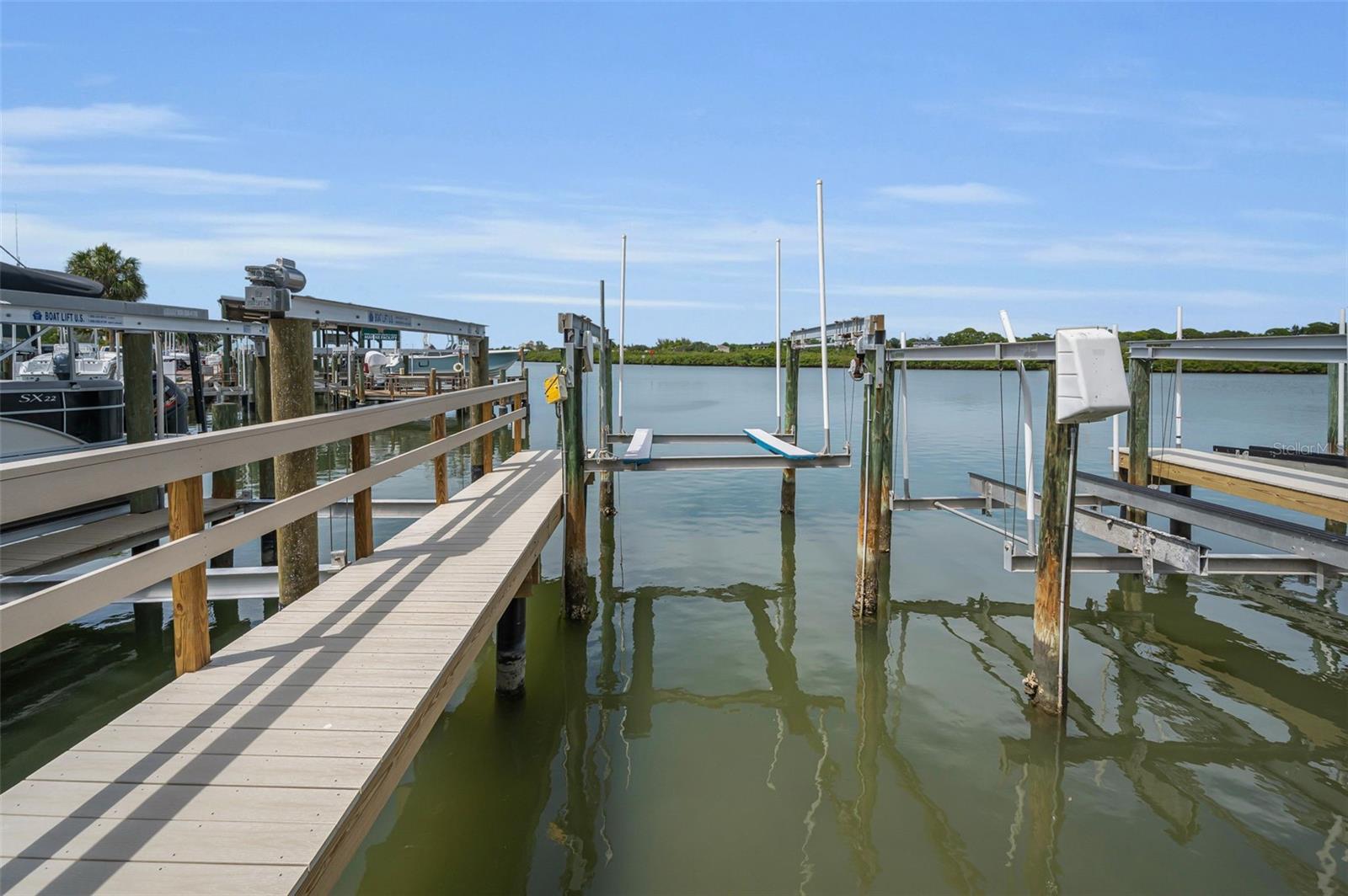 VISTA BAY CONDO I PH I - Residential