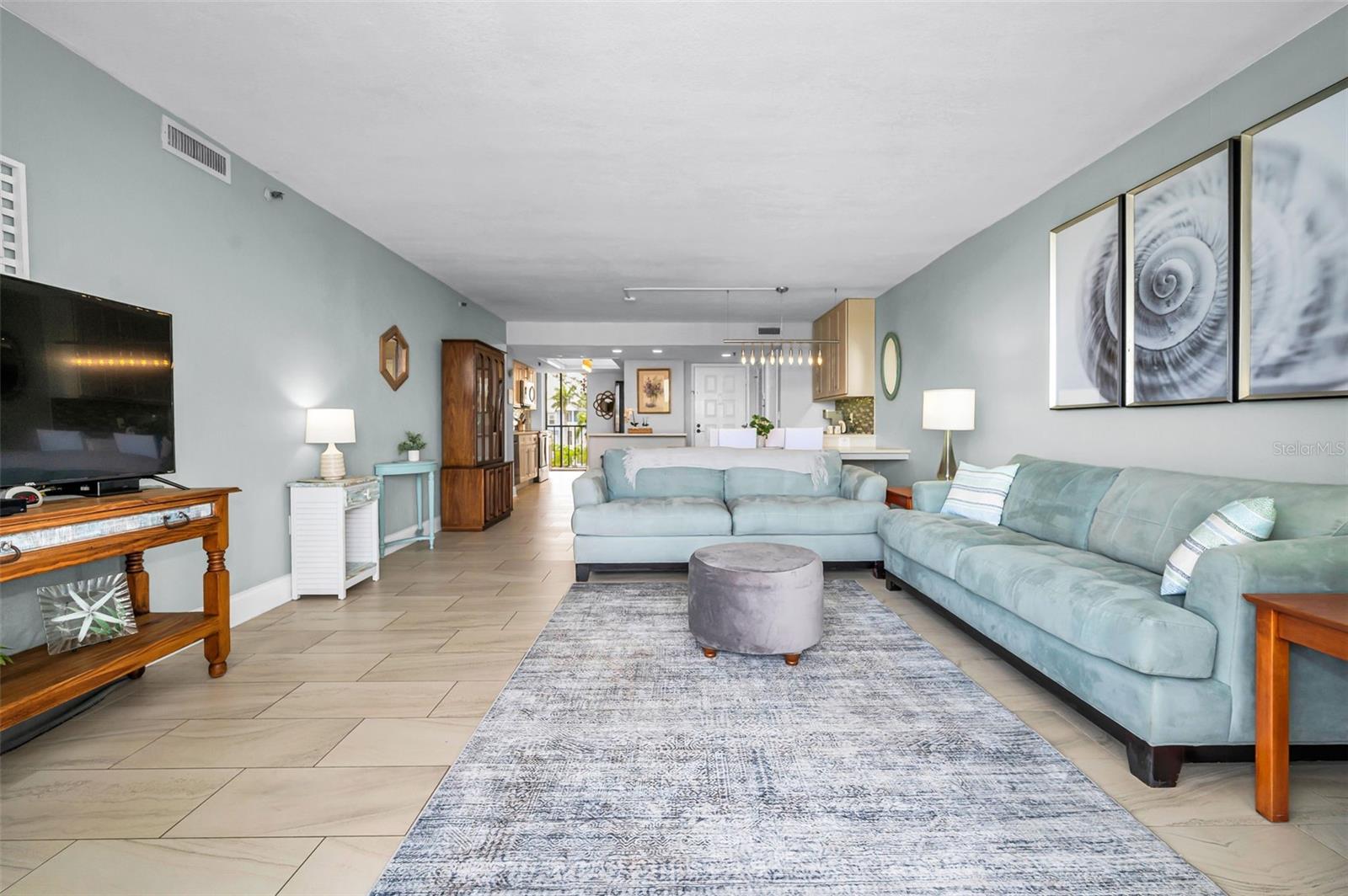VISTA BAY CONDO I PH I - Residential
