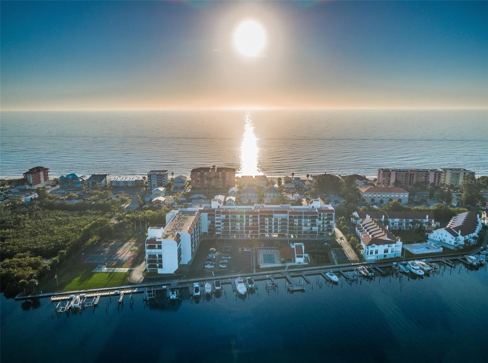 VISTA BAY CONDO I PH I - Residential