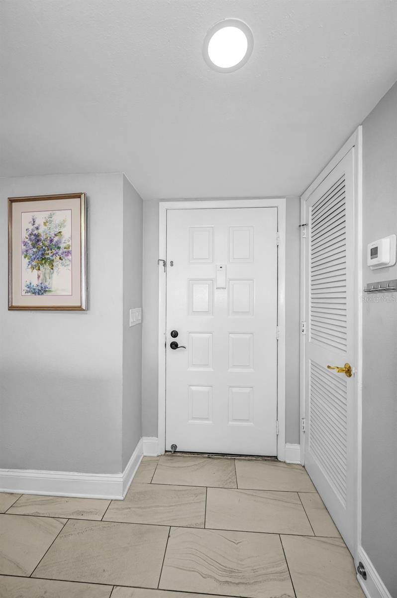 VISTA BAY CONDO I PH I - Residential