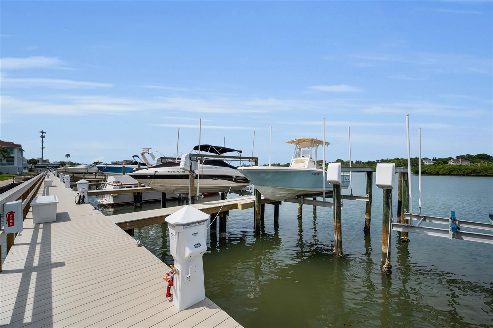 VISTA BAY CONDO I PH I - Residential