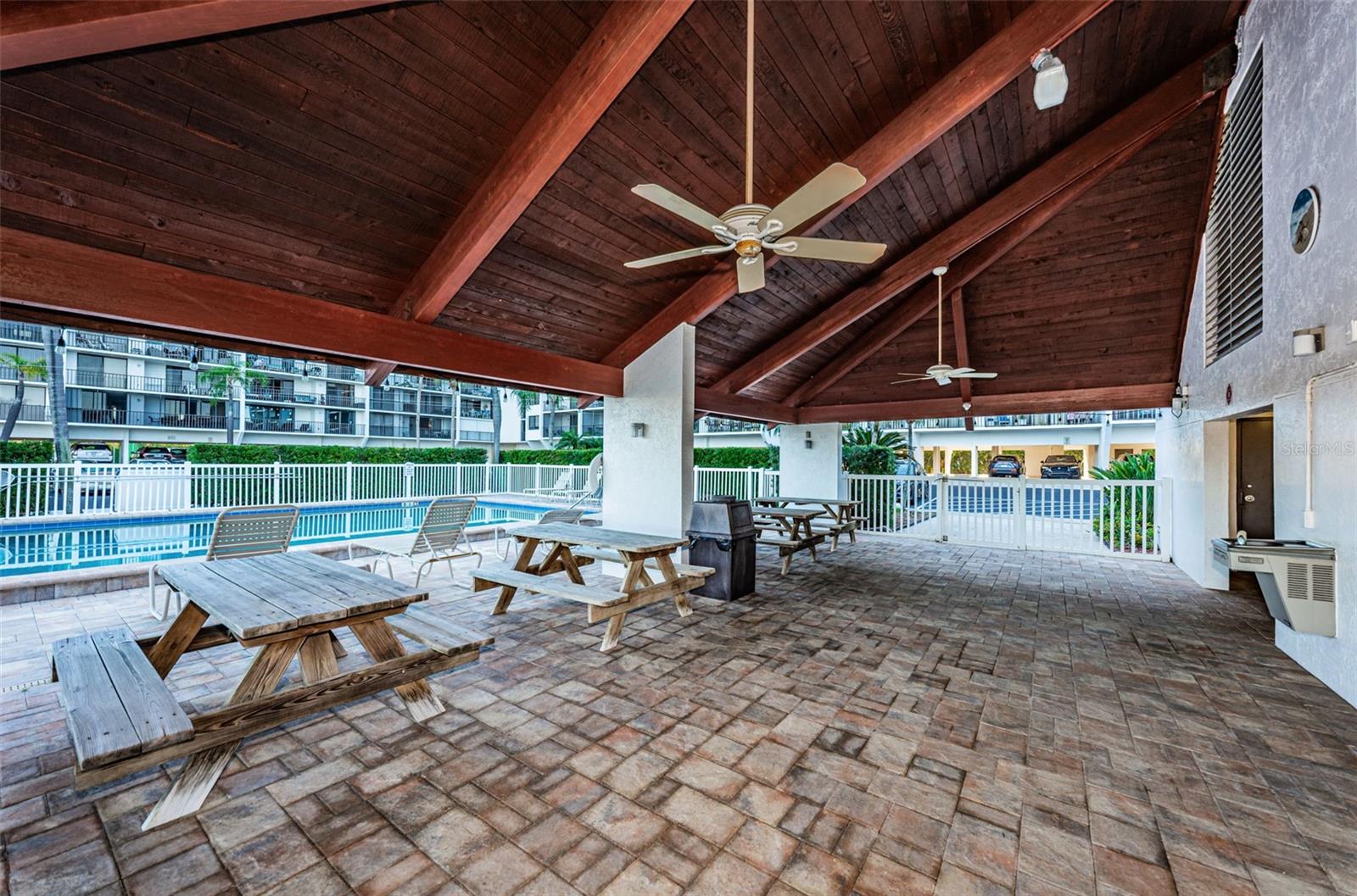 VISTA BAY CONDO I PH I - Residential