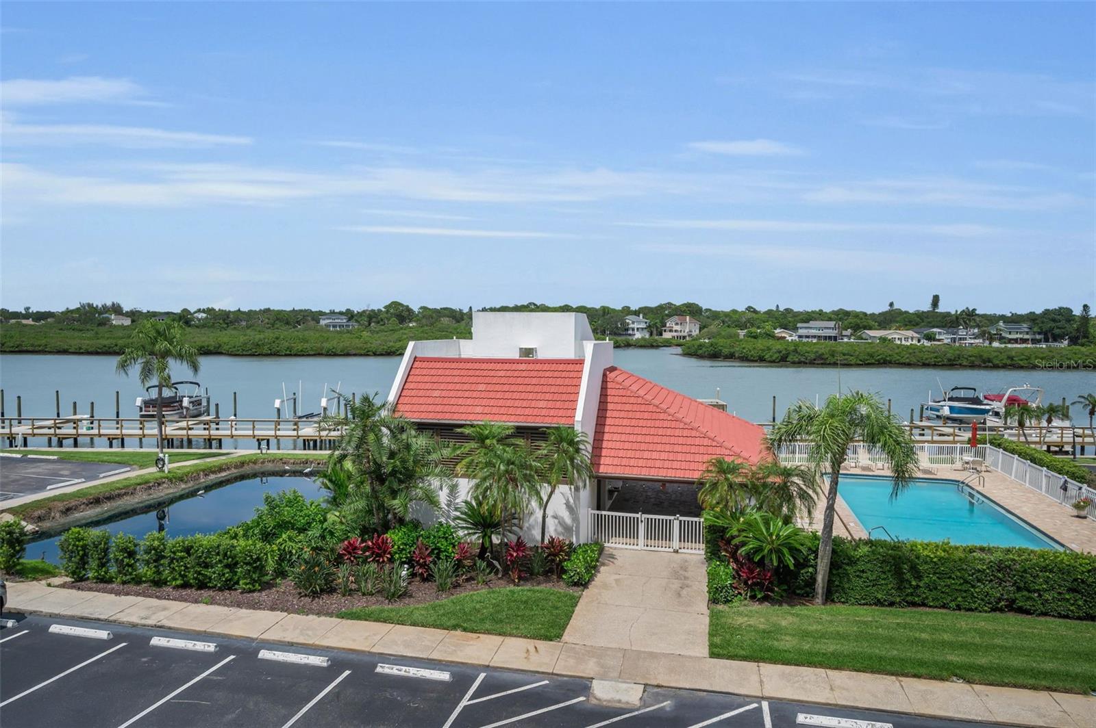 VISTA BAY CONDO I PH I - Residential