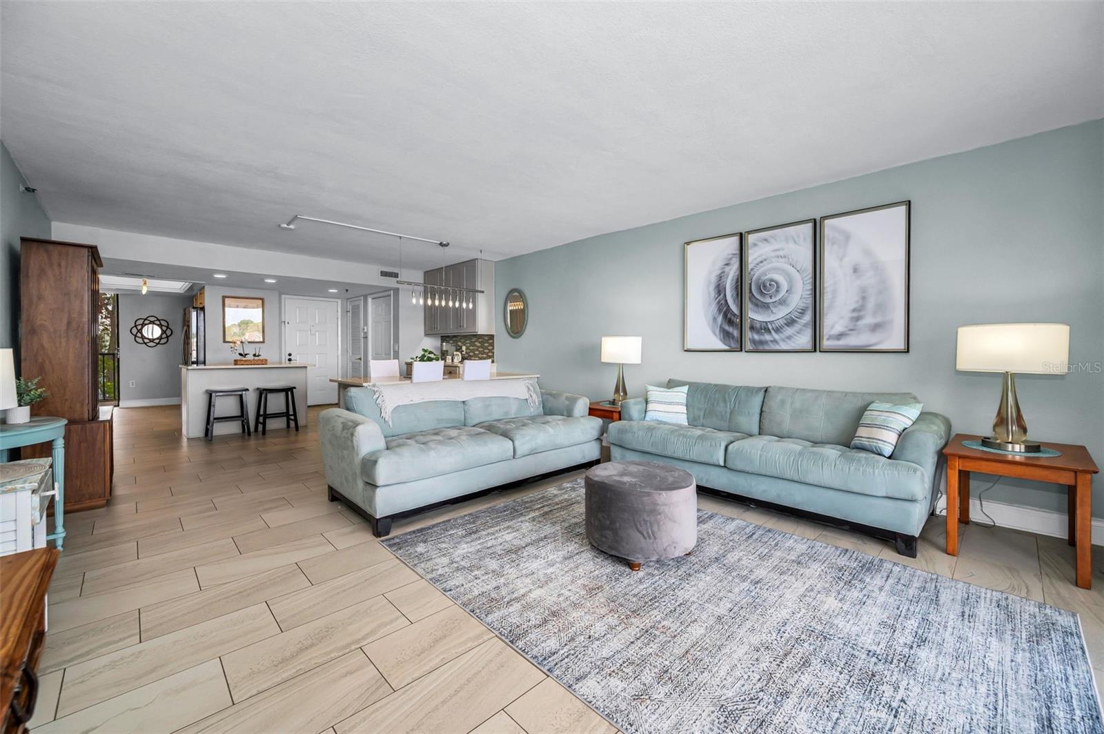 VISTA BAY CONDO I PH I - Residential