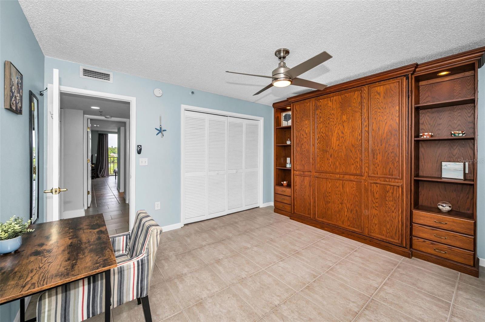 VISTA BAY CONDO I PH I - Residential