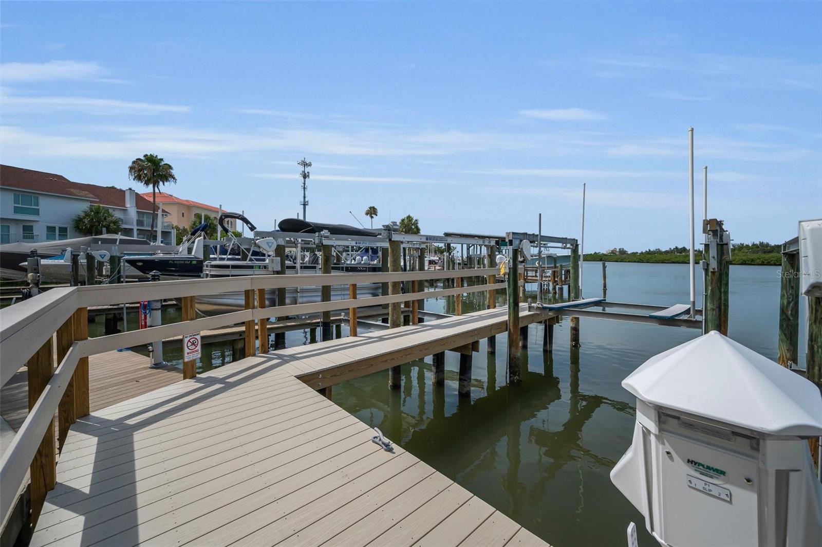 VISTA BAY CONDO I PH I - Residential