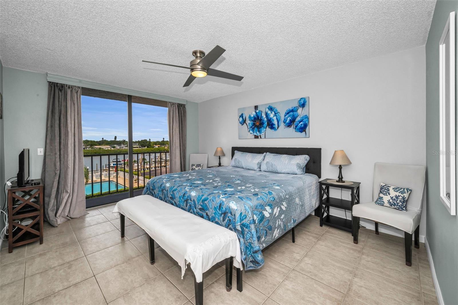 VISTA BAY CONDO I PH I - Residential