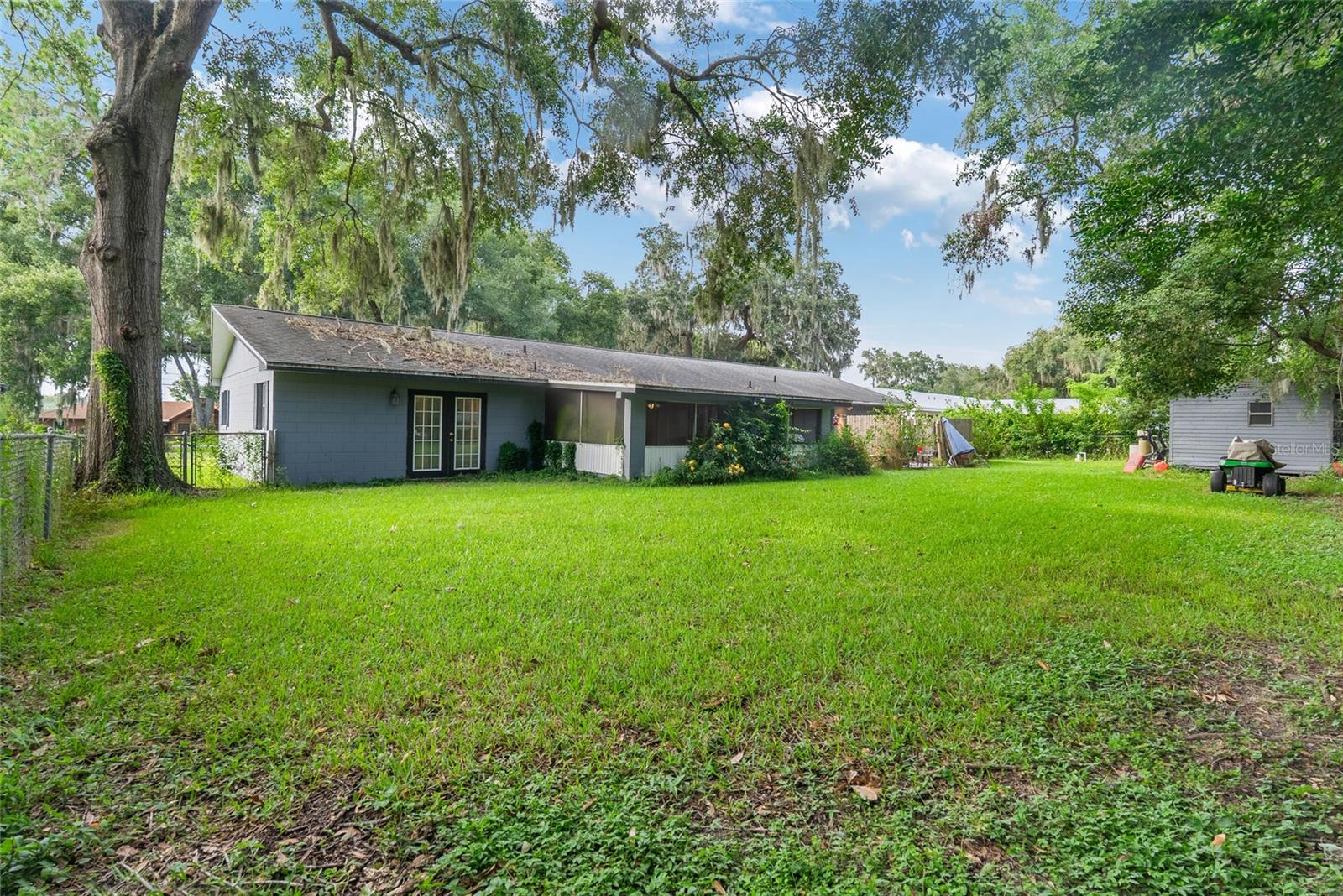 GRIMES WOODLAND WATERS - Residential