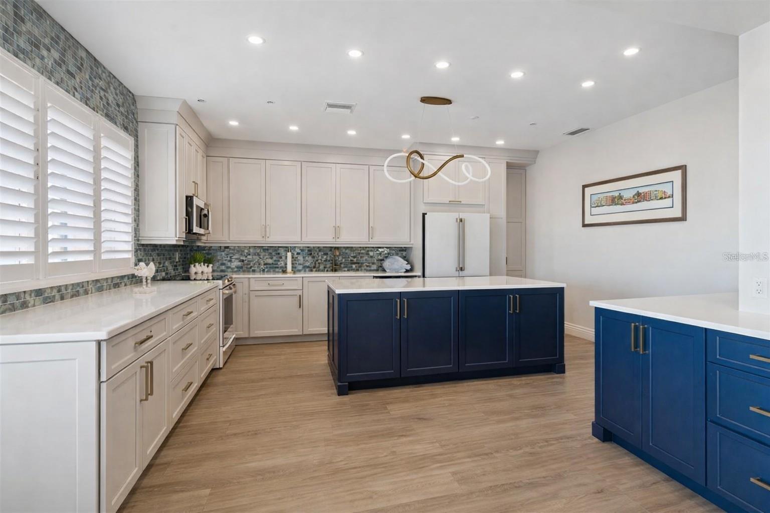 TIDES BEACH CLUB CONDO - Residential
