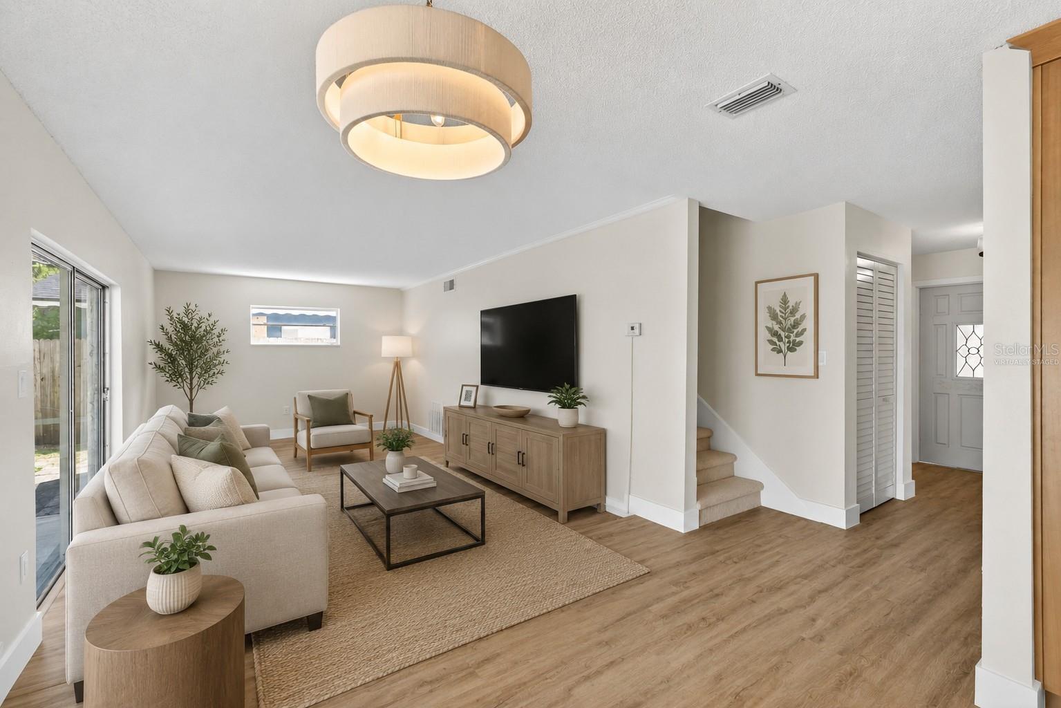 WATERWAY MANOR UNIT 01 - Residential