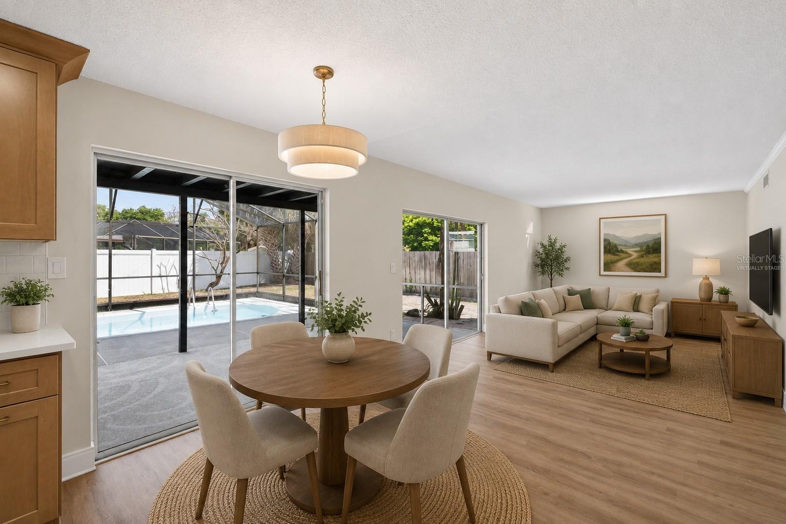 WATERWAY MANOR UNIT 01 - Residential