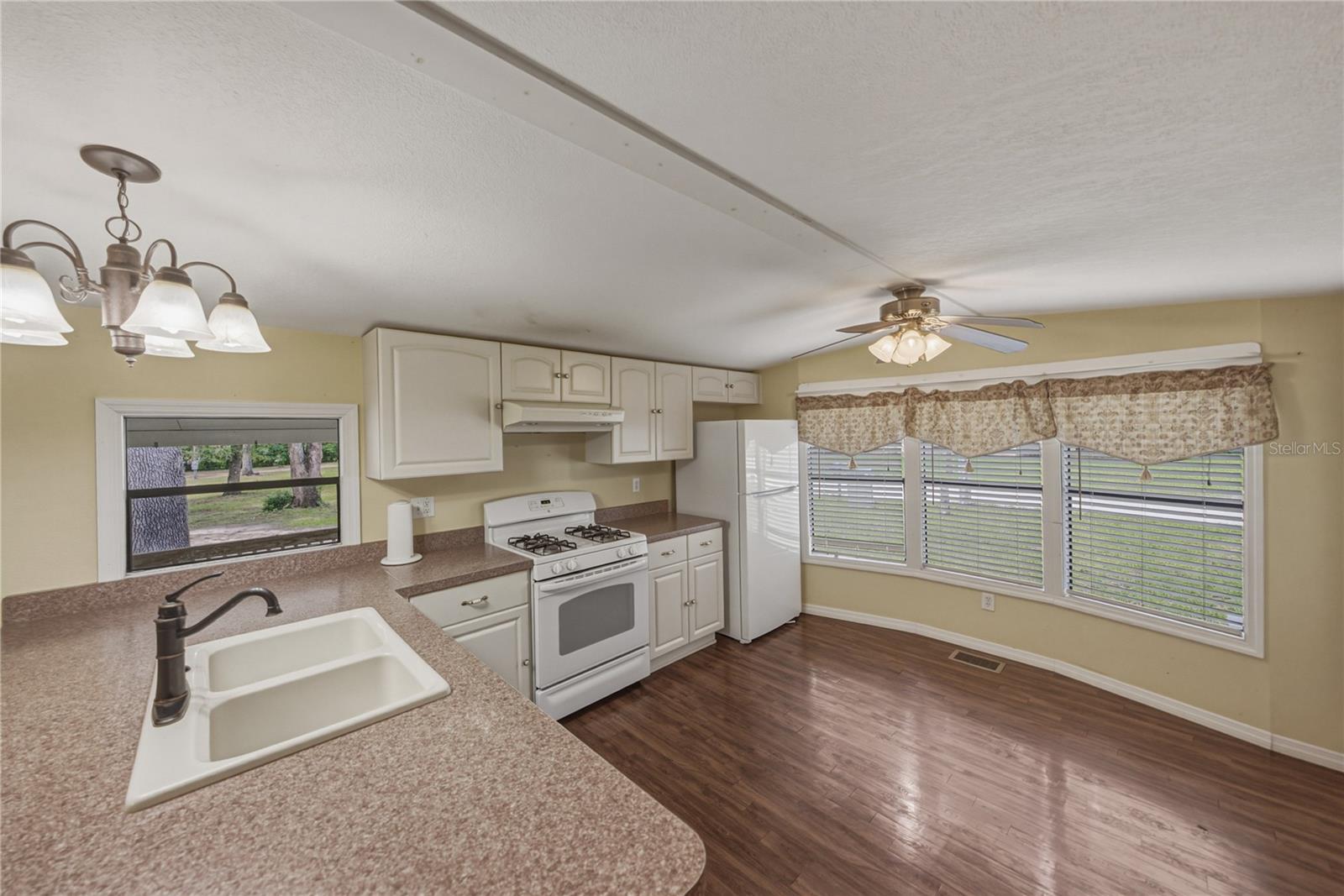 ZEPHYRHILLS COLONY CO - Residential