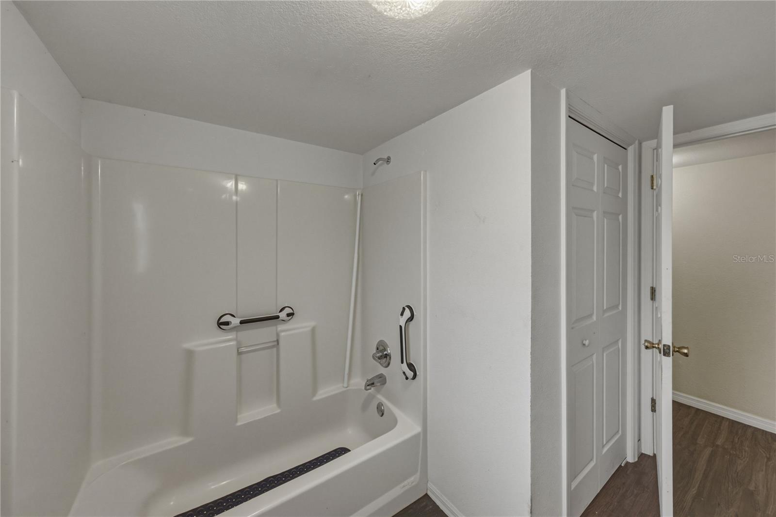 ZEPHYRHILLS COLONY CO - Residential