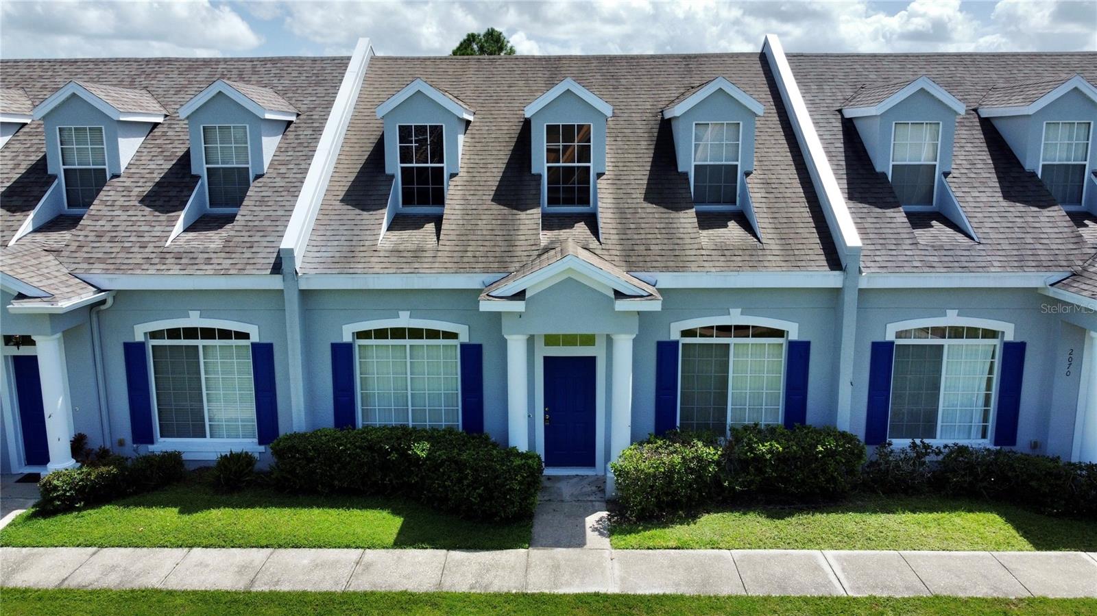 ISLAND WALK 49 71 - Residential Lease