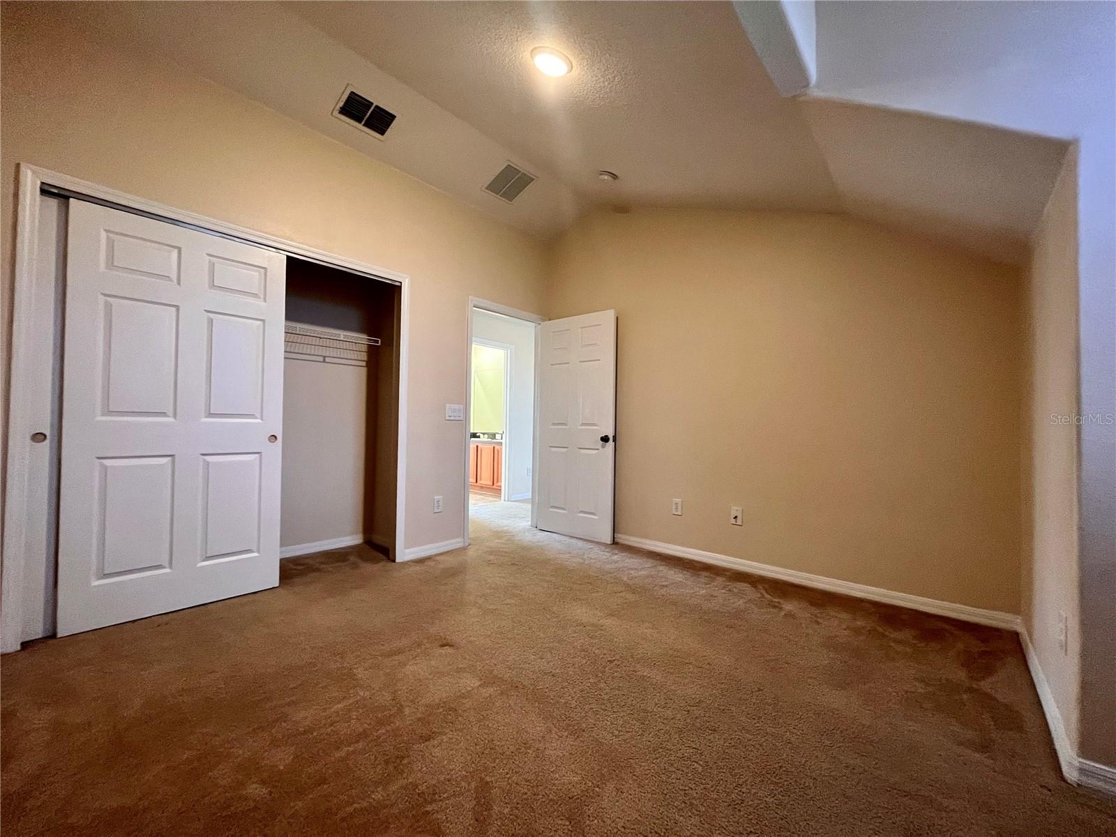 ISLAND WALK 49 71 - Residential Lease