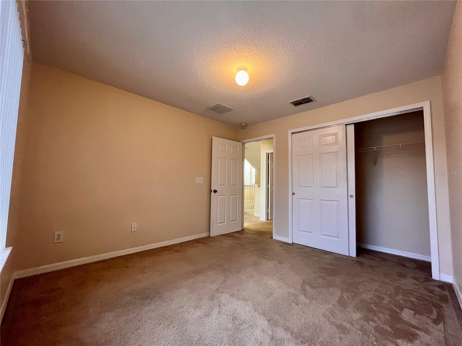 ISLAND WALK 49 71 - Residential Lease