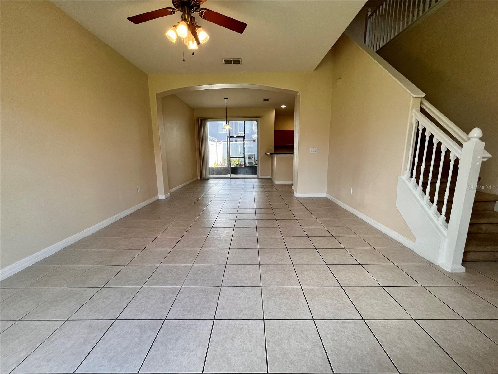 ISLAND WALK 49 71 - Residential Lease