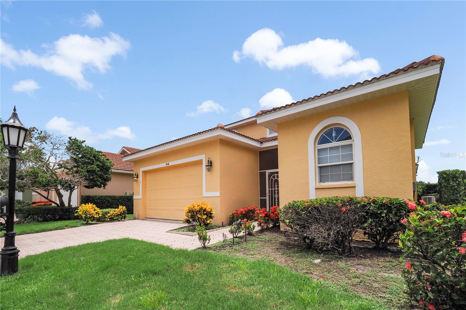 VALENCIA AT PRESTANCIA - Residential