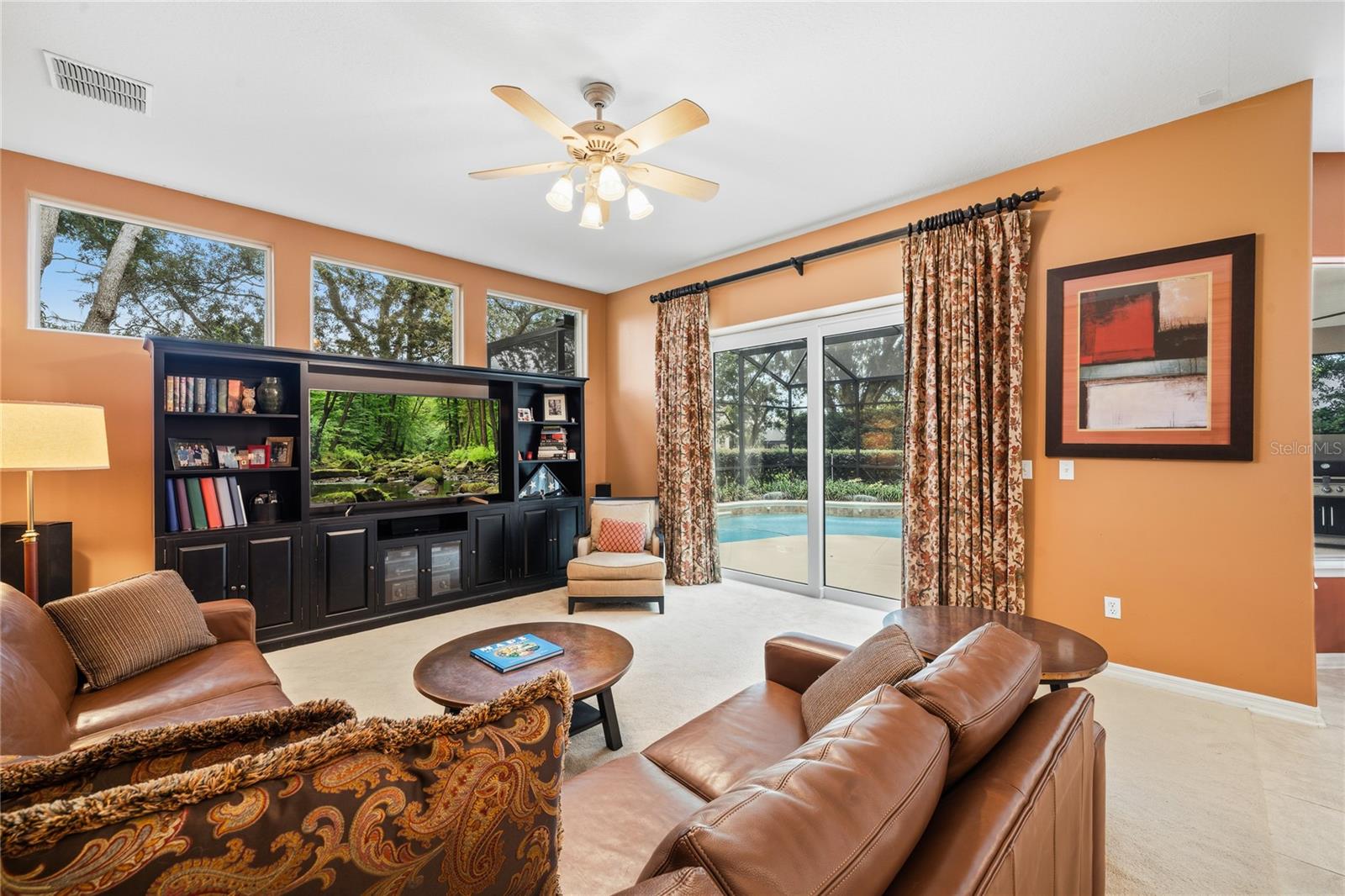 LAKE RIDGE CLUB SUB - Residential