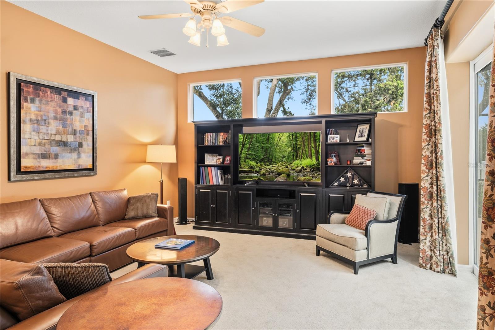 LAKE RIDGE CLUB SUB - Residential