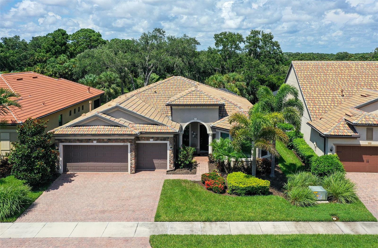SANDHILL PRESERVE - Residential