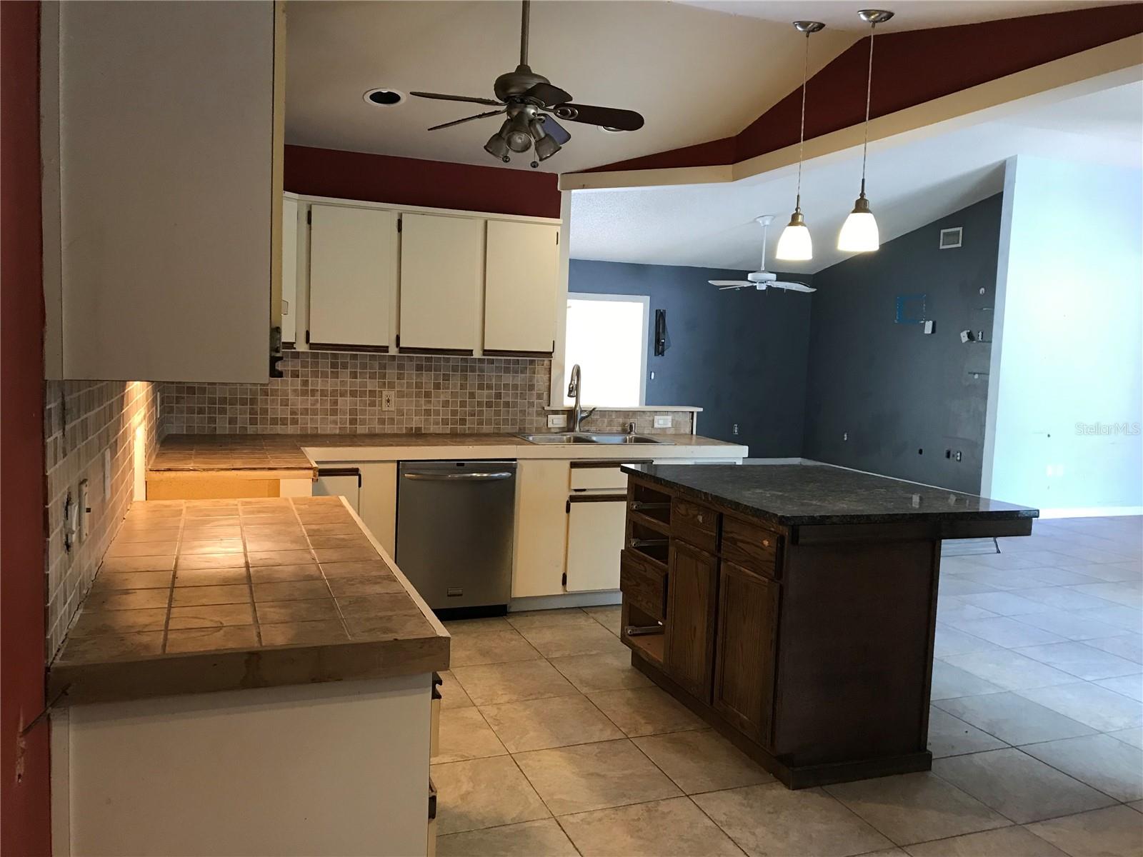 CINNAMON RIDGE UNIT 02 - Residential