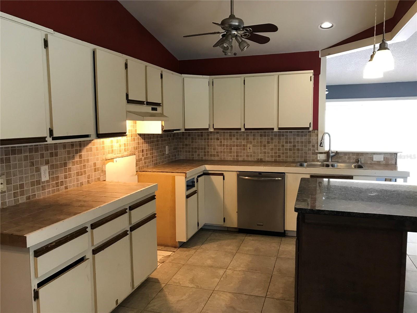 CINNAMON RIDGE UNIT 02 - Residential
