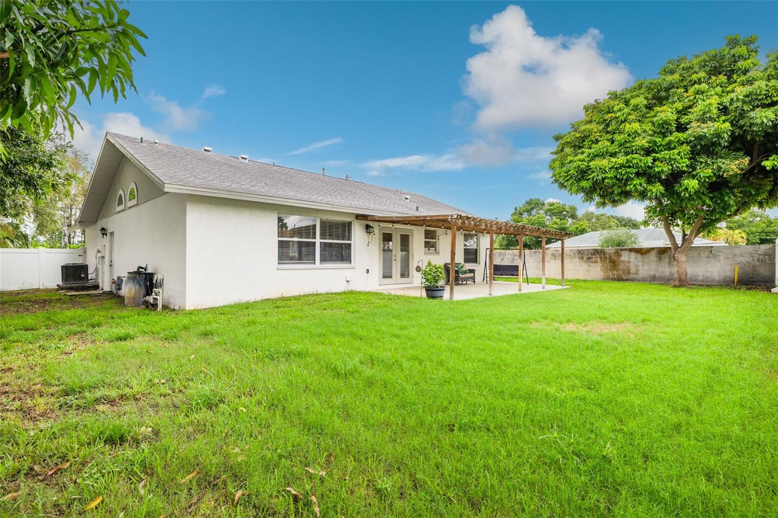 MEADOWLAWN SAWGRASS ADD - Residential